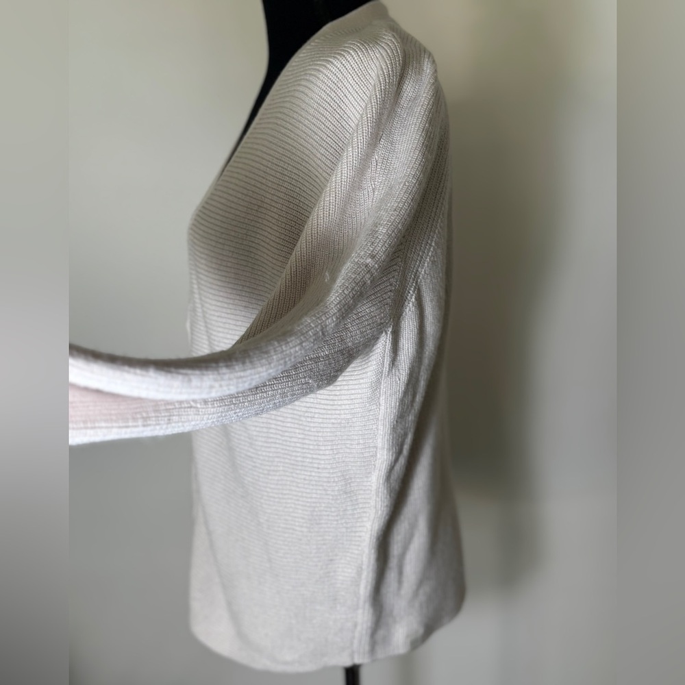 Lululemon Merino Wool-Blend Oversized Boxy Cardigan White Opal Womens SZ8 - Picture 4 of 11
